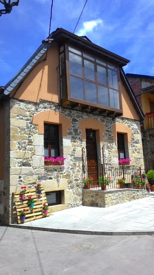 Albergue De Peregrinos Compostela Molinaseca Exterior foto
