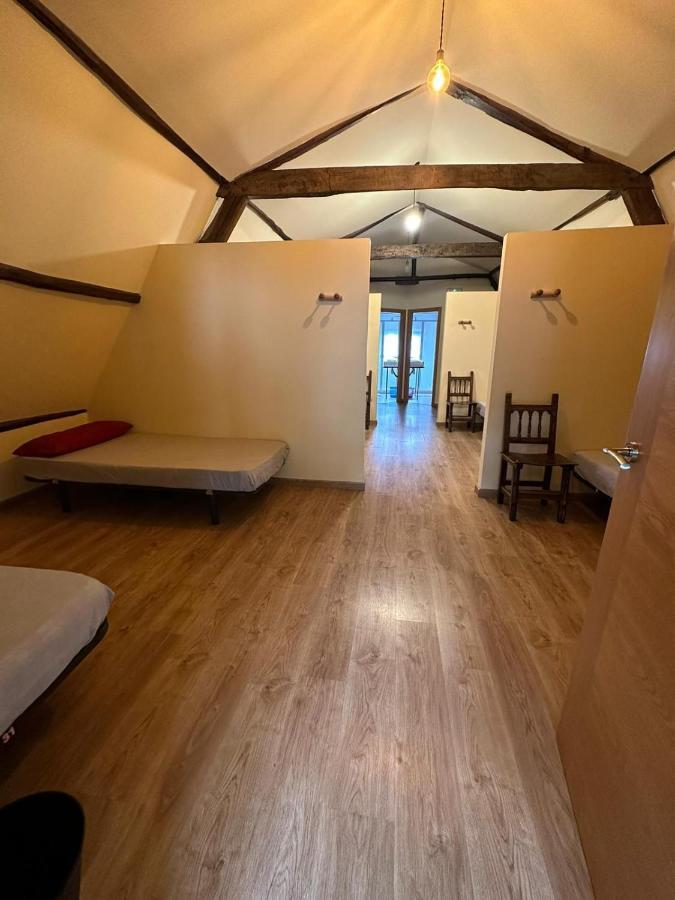 Albergue De Peregrinos Compostela Molinaseca Exterior foto